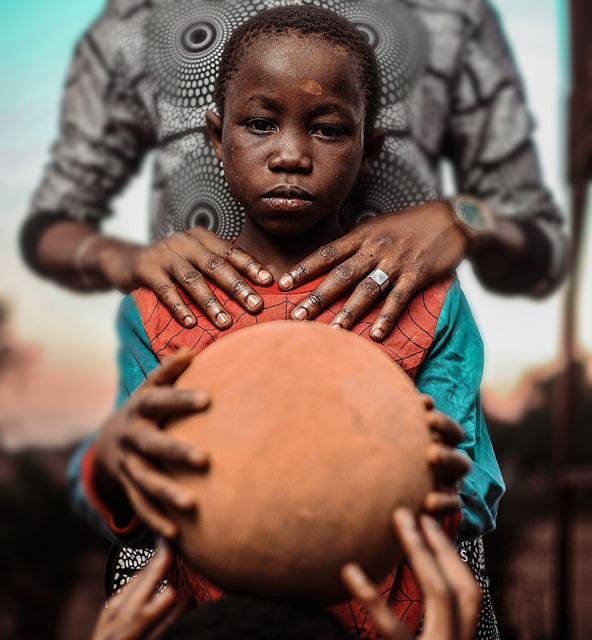 世预赛中澳大战一触即发，铁血球迷支持国足一定走出低谷.